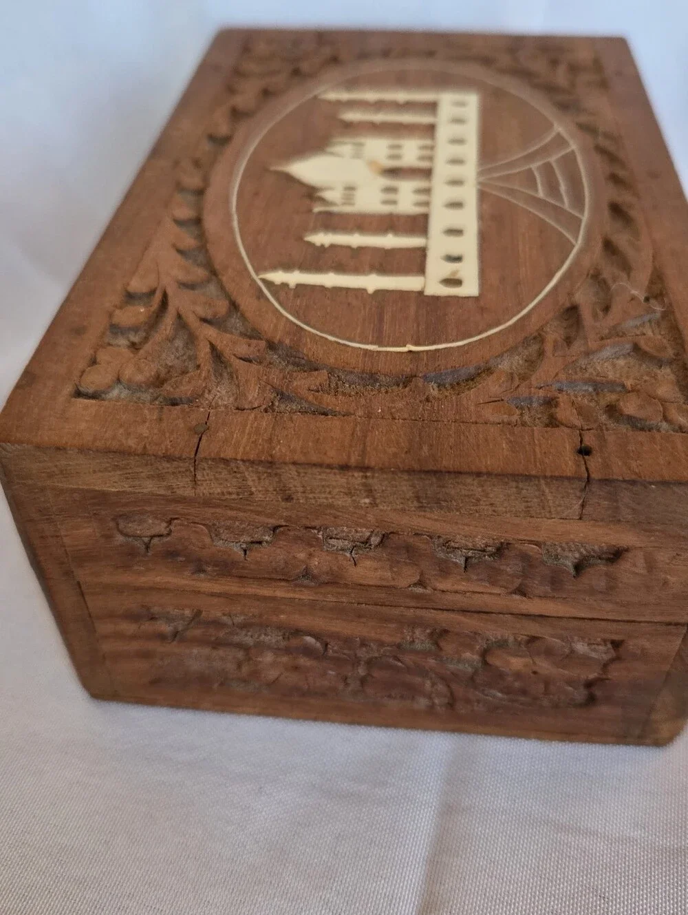 Vintage Hand Carved Wooden Taj Mahal Inlay Trinket Box India